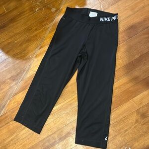 Nike Pro Capri Spandex Leggings Black Size Small